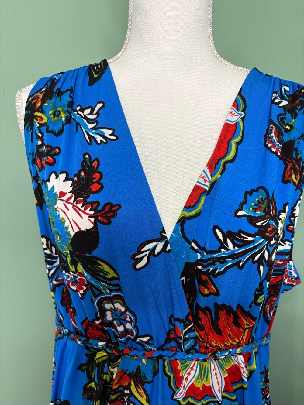 Philosophy Bright Blue Floral V-Neck Maxi Dress - Picture 4 of 9
